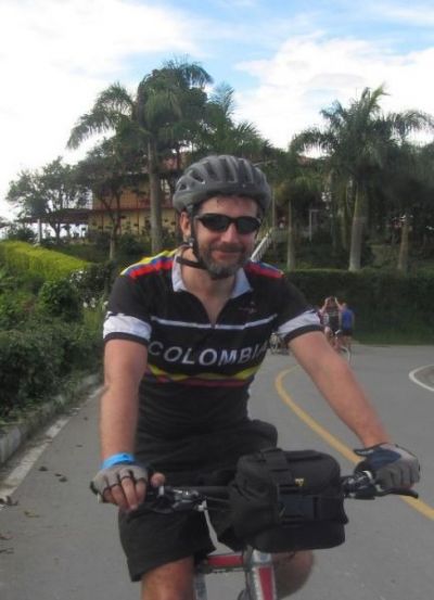 Rory Morrison Cycling on the  tour with redspokes